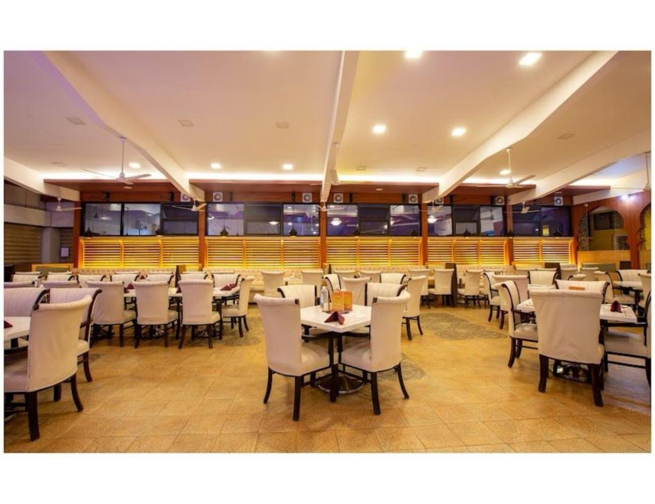 The Grand Krishna Luxury Hotel, Chikmagalur Exterior photo