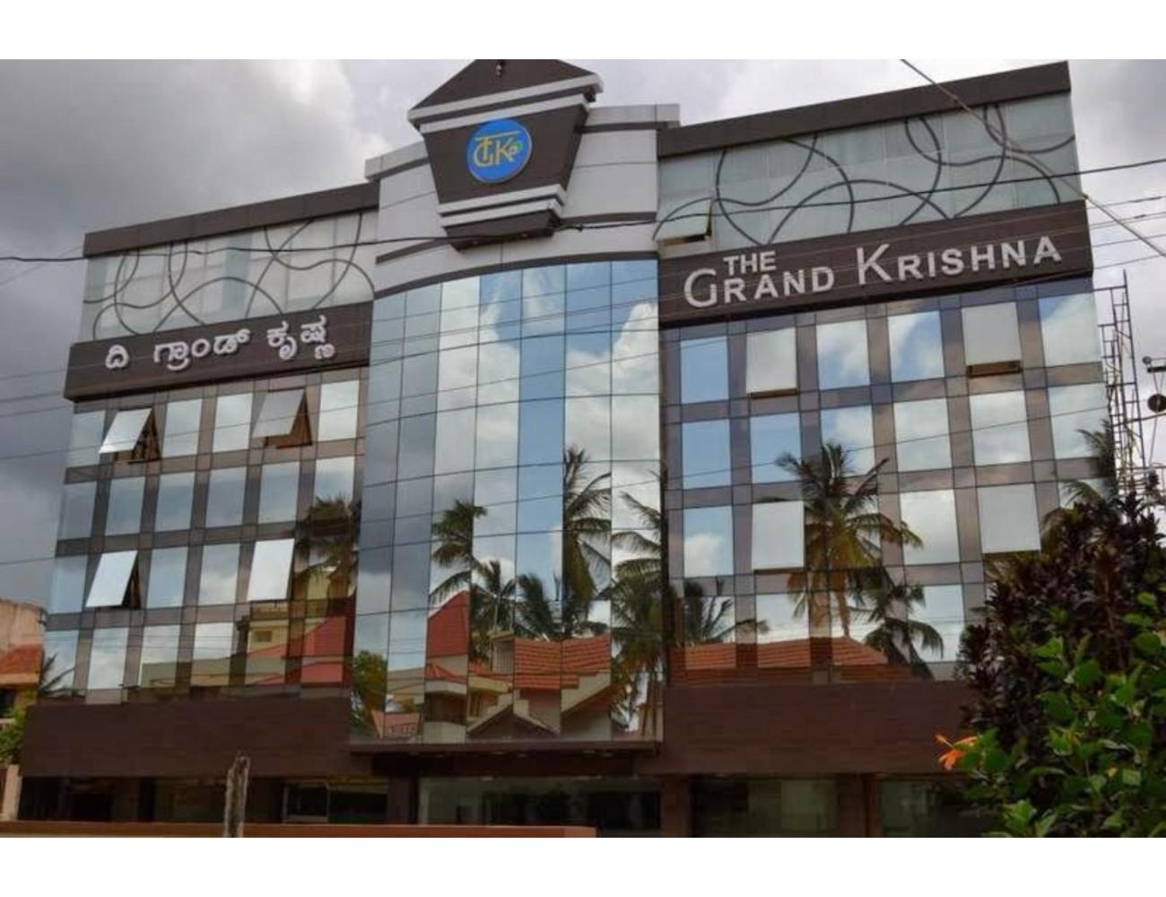 The Grand Krishna Luxury Hotel, Chikmagalur Exterior photo